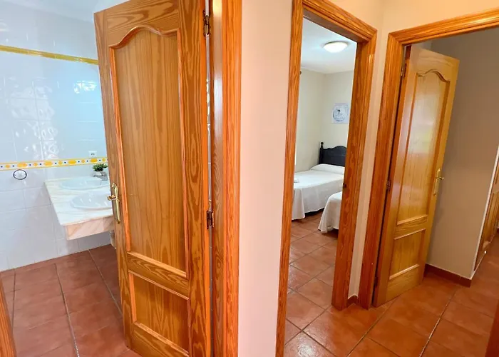 0682 Molins Escorpio Villa